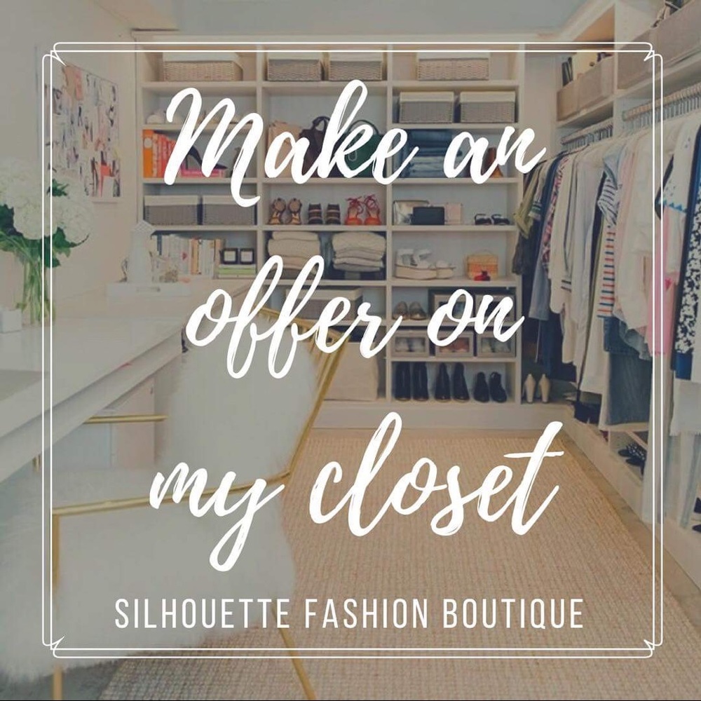 Major Closet Clear Out ALL ITEM MAKE AN OFFER